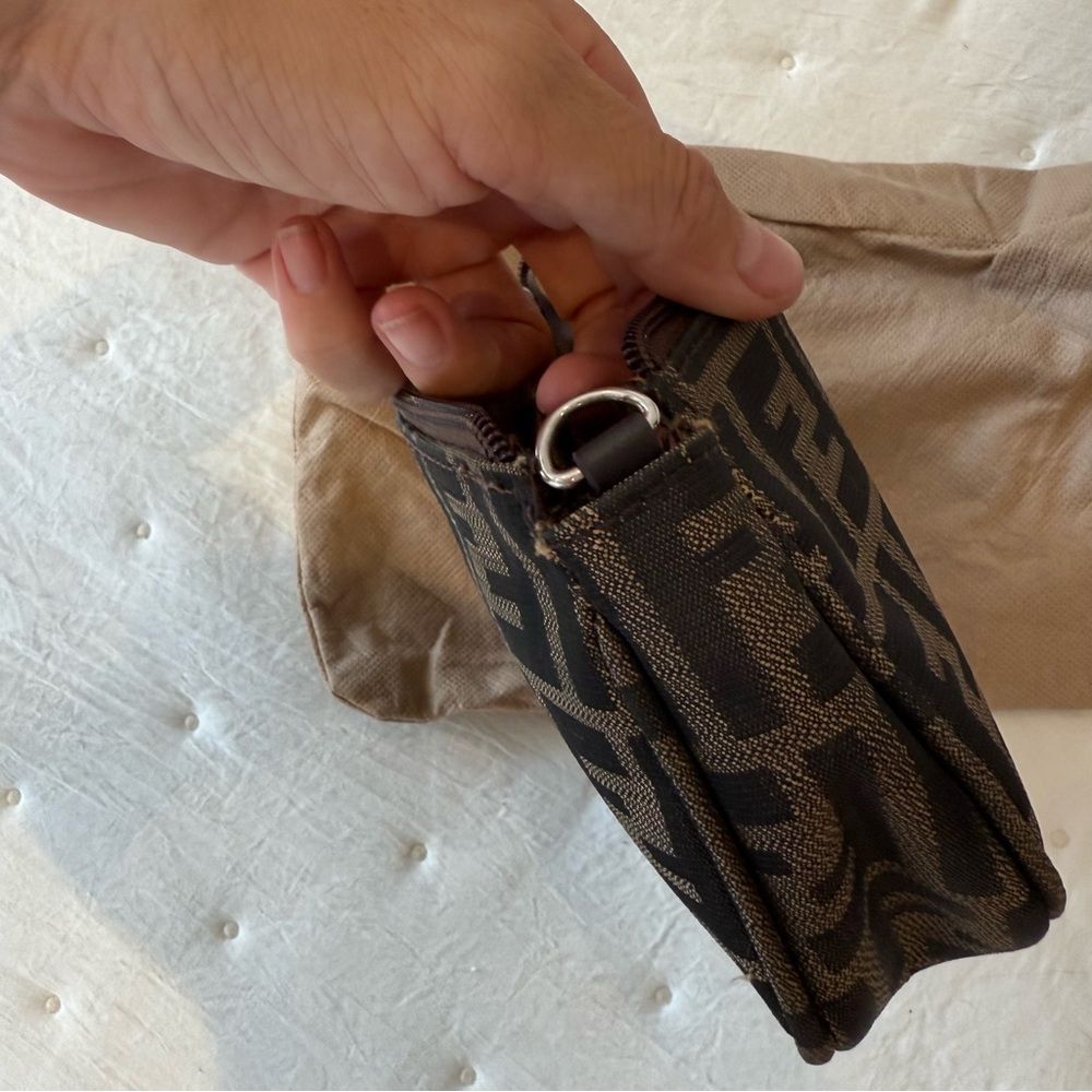 Vintage Fendi clutch - Picture 6 of 6